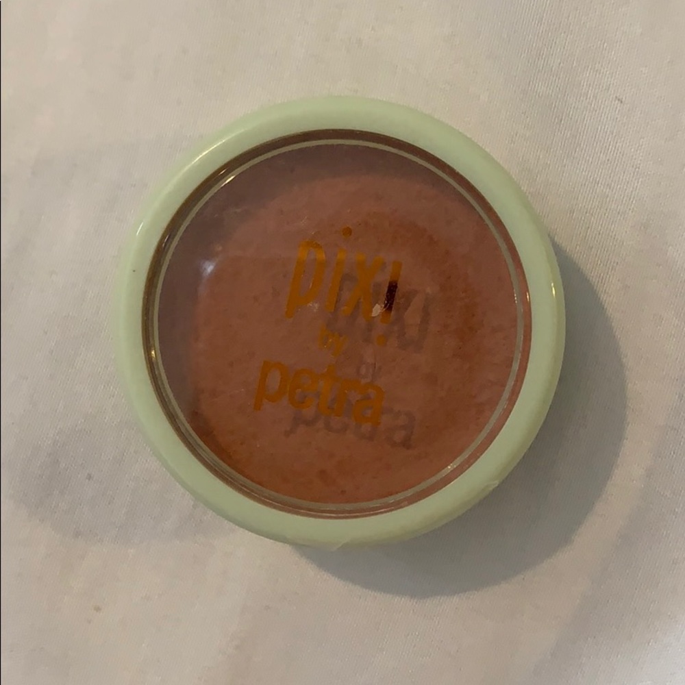 Pixi by Petra blush